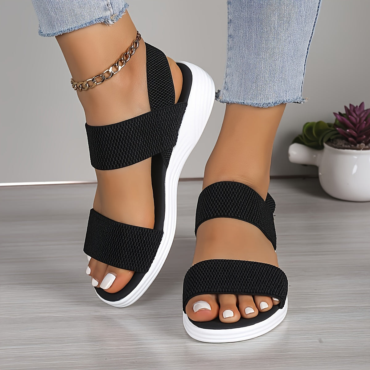 Emilia – Leichte Stretch-Sandalen