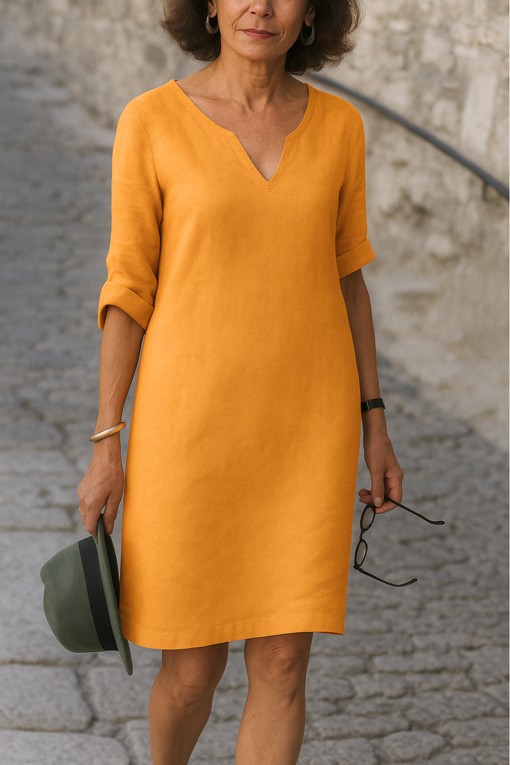 Leona – Elegantes Kleid mit V-Ausschnitt