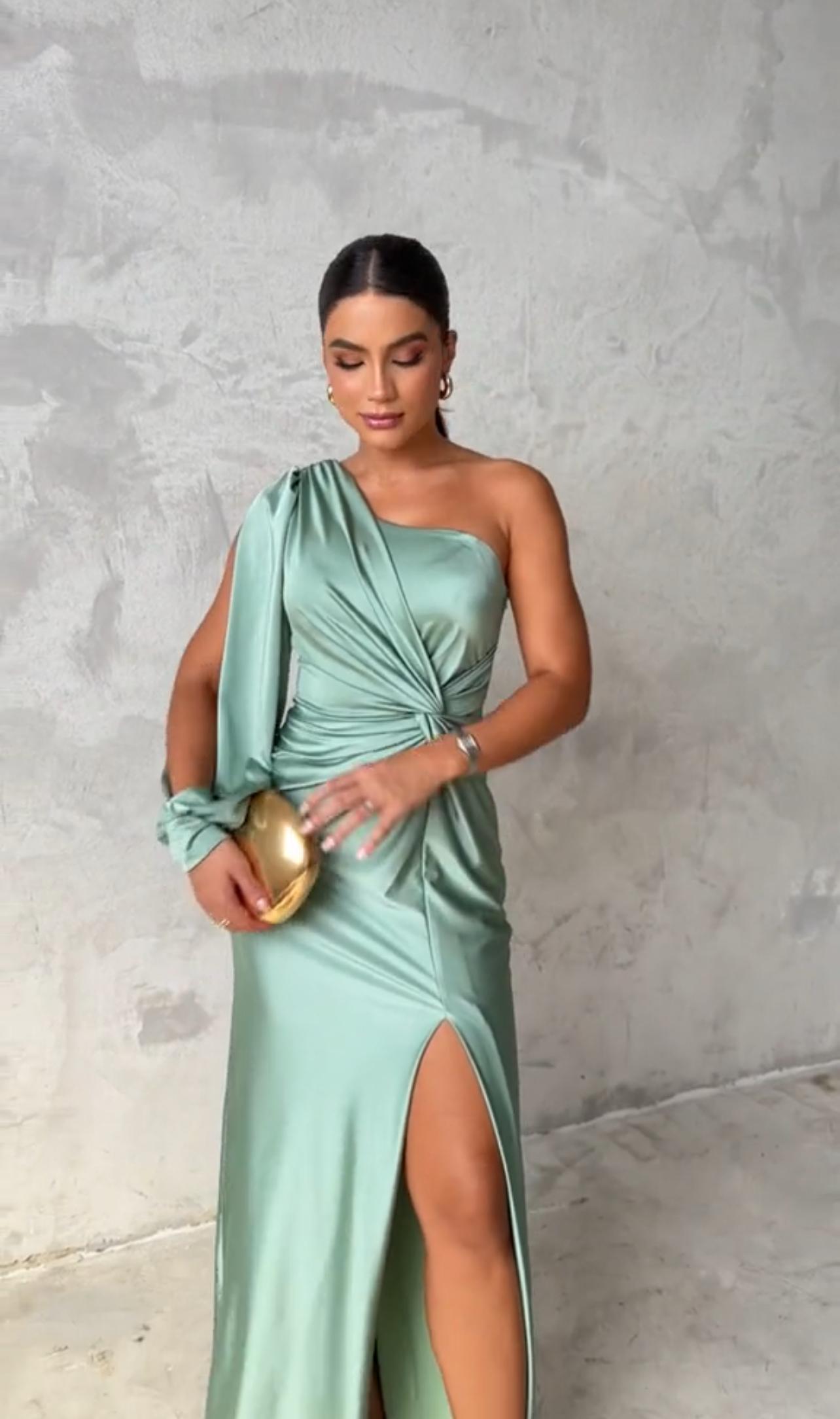 Einladung – Elegantes Kleid
